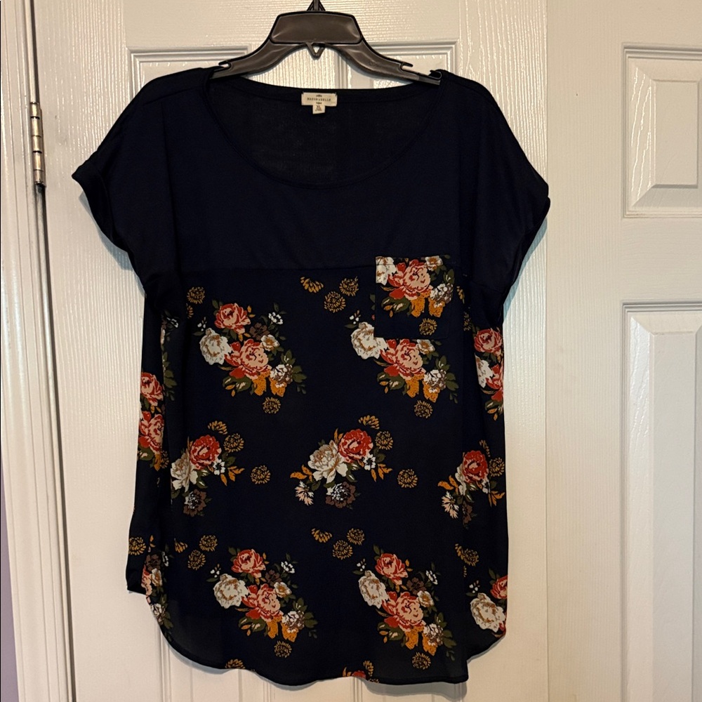 Mason & Belle Floral Pocket Short-Sleeve Blouse - Navy